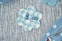 Load image into Gallery viewer, Ceramic Blue Daisy Trinket Dish
